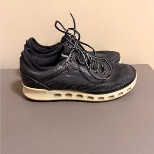 Women’s Ecco Cool 2.0 GTX Leather Sneakers Shoes (Size 39 = Womens 8)